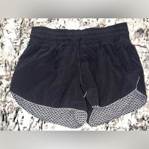 Reversible Lulu Running Shorts
